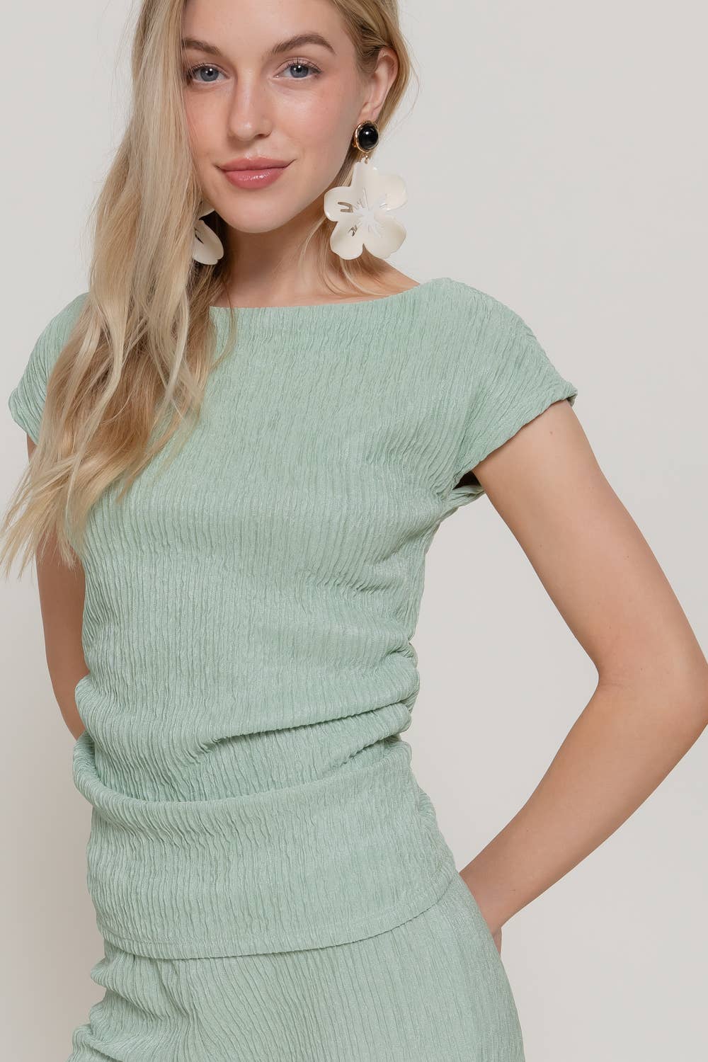 Women's Dolman-Sleeve Top & Flare Pants Wavy Crinkle Set