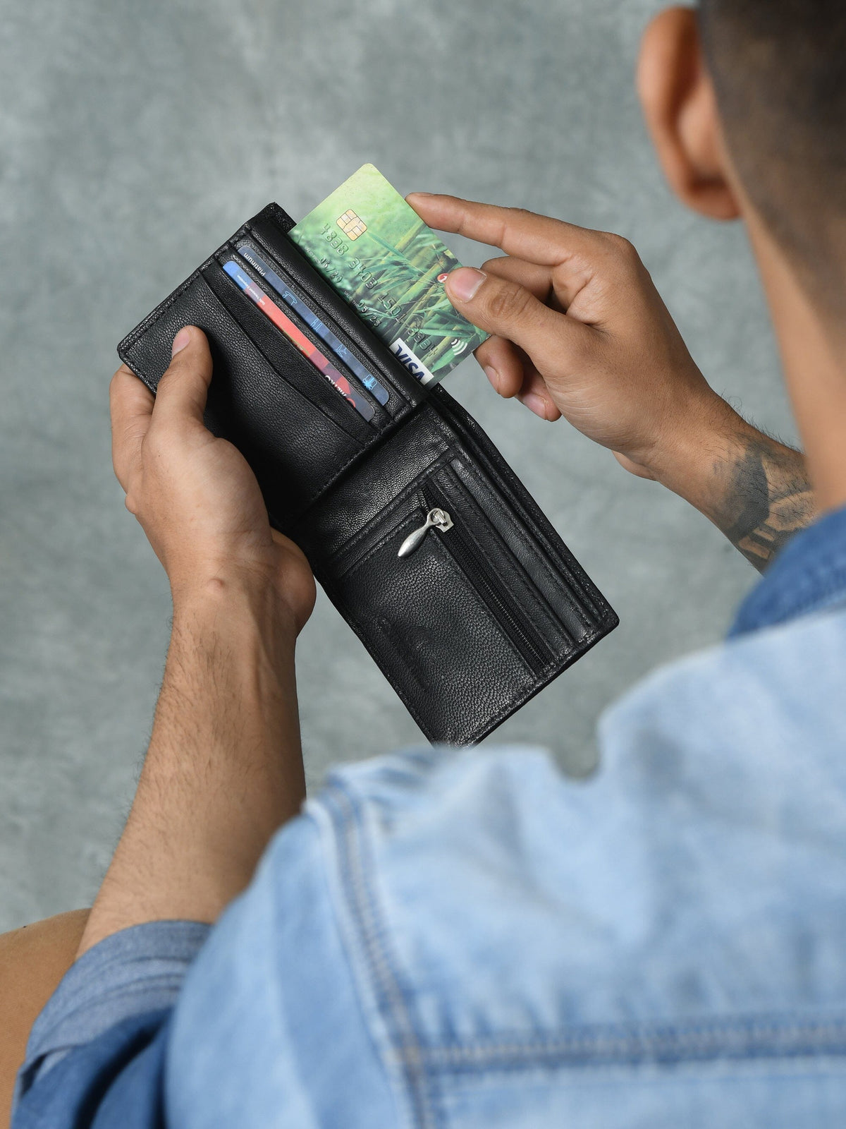 Donovan Men's Buffalo Leather Wallet