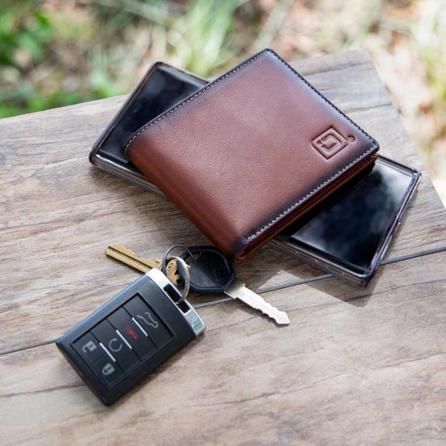 Men's RFID Leather Bifold Wallet, 10 Card Slots with ID Window