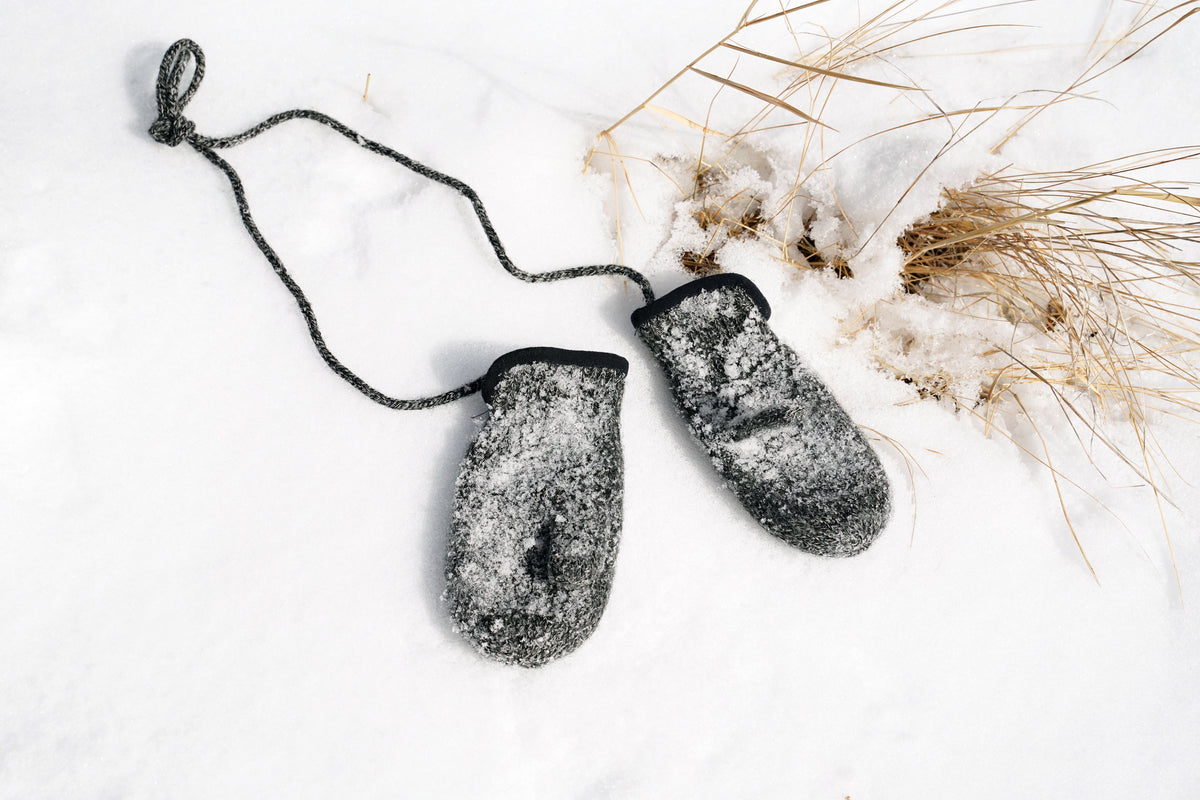 100% Virgin Wool Mittens for Babies & Kids, with Thumbs & String
