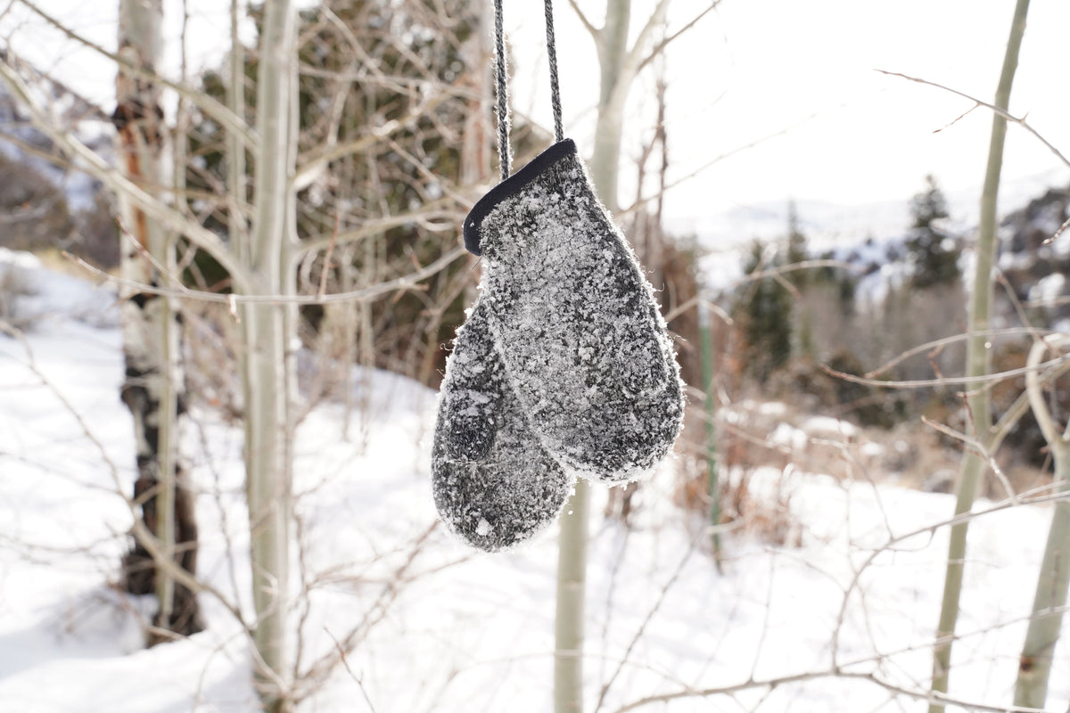 100% Virgin Wool Mittens for Babies & Kids, with Thumbs & String