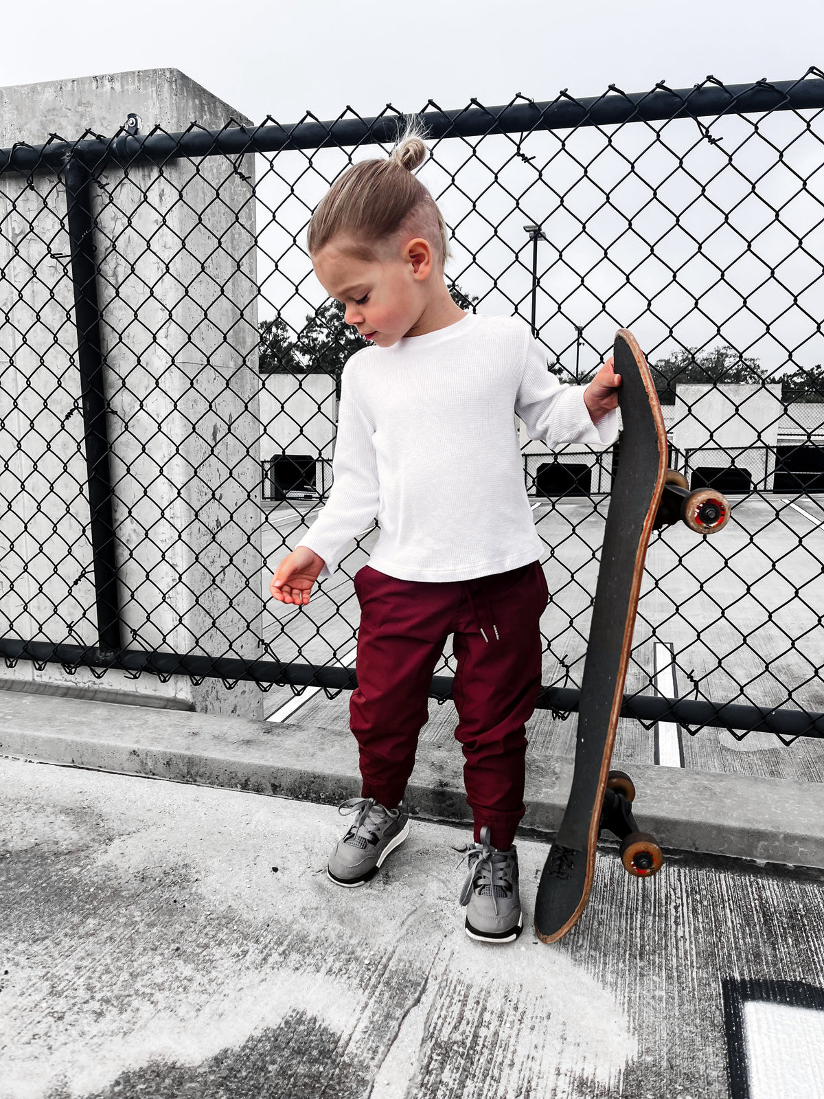 Veteran Slim Fit Jogger – Crimson