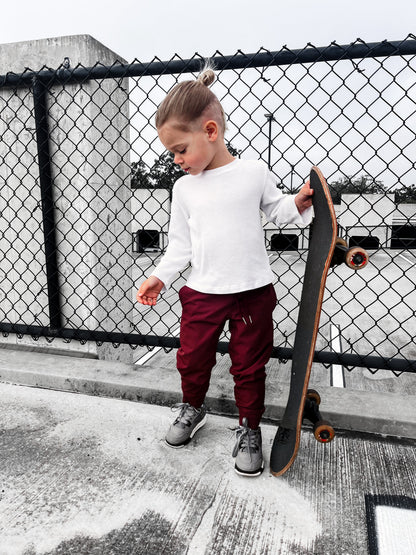 Veteran Slim Fit Jogger – Crimson
