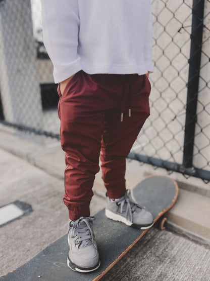 Veteran Slim Fit Jogger – Crimson