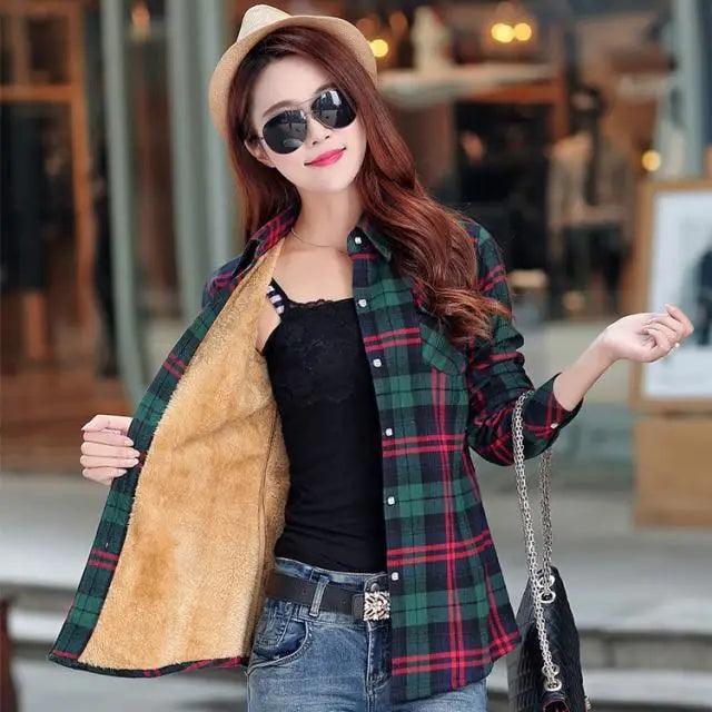 Women's Thick Plaid Shirt Jacket