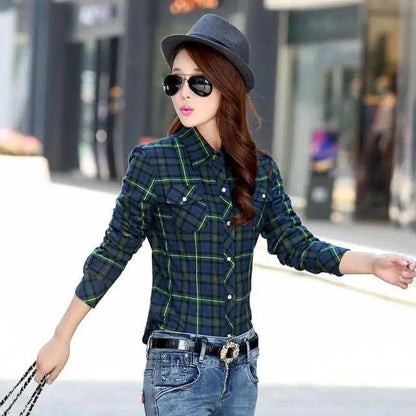 Women's Thick Plaid Shirt Jacket