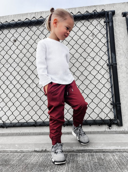Veteran Slim Fit Jogger – Crimson